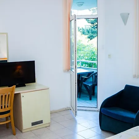 Green Villa Otel *