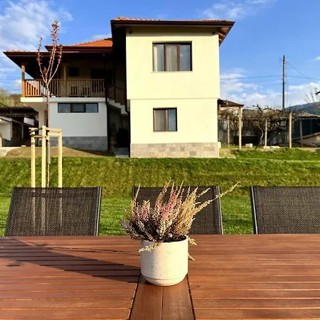 Green Villa Holiday home