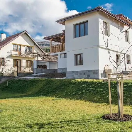 Green Villa Holiday home